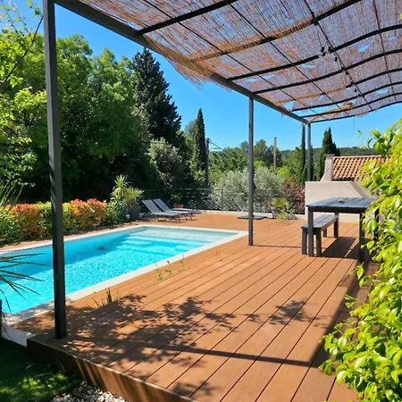 Vila Maison Moderne Avec Piscine