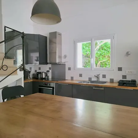 Maison Moderne Avec Piscine * Cabriès